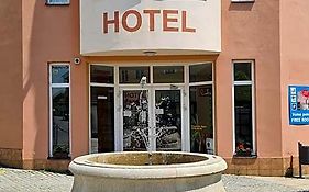 Hotel Pangea